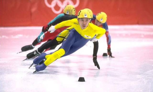 皇马利好！西媒：米利唐伤缺时间将缩短至2个月