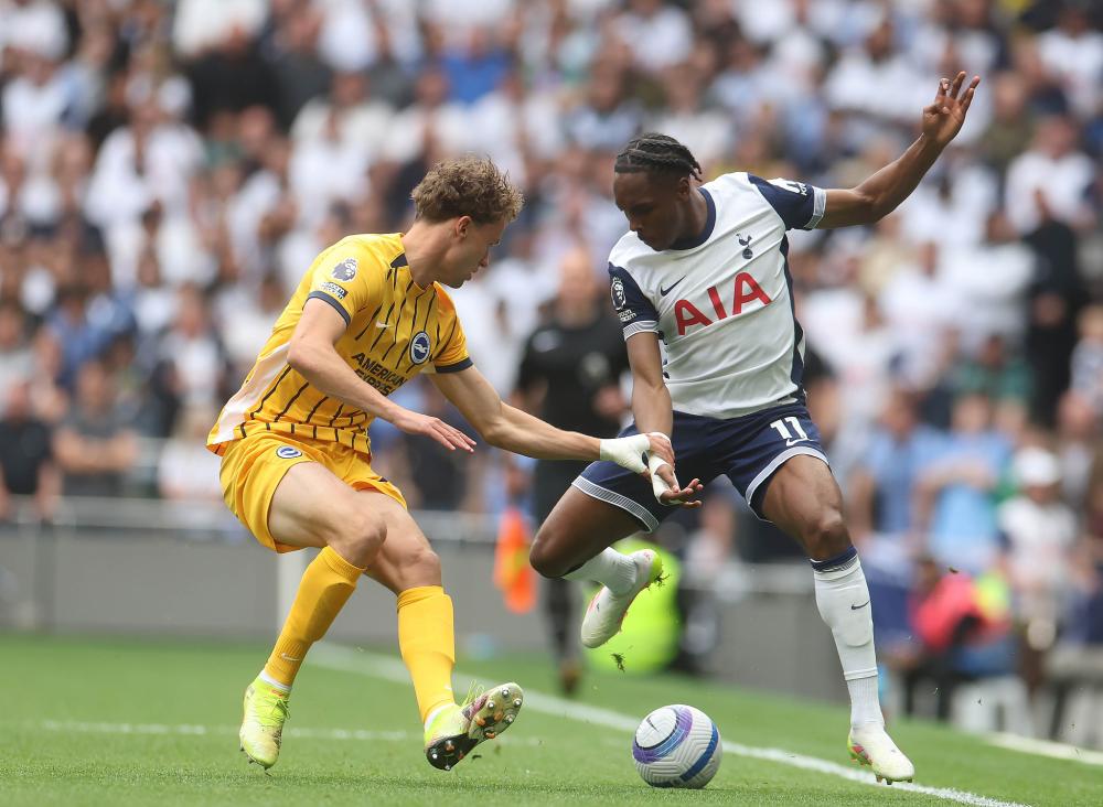 哈萨克斯坦足球超级联赛：13座城市的14支球队